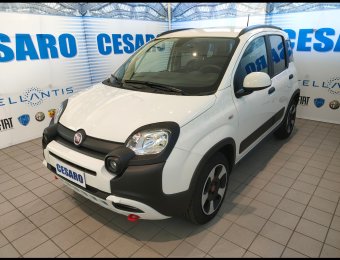 FIAT New Panda 1.0 firefly hybrid Cross s&s 70cv 5p.ti